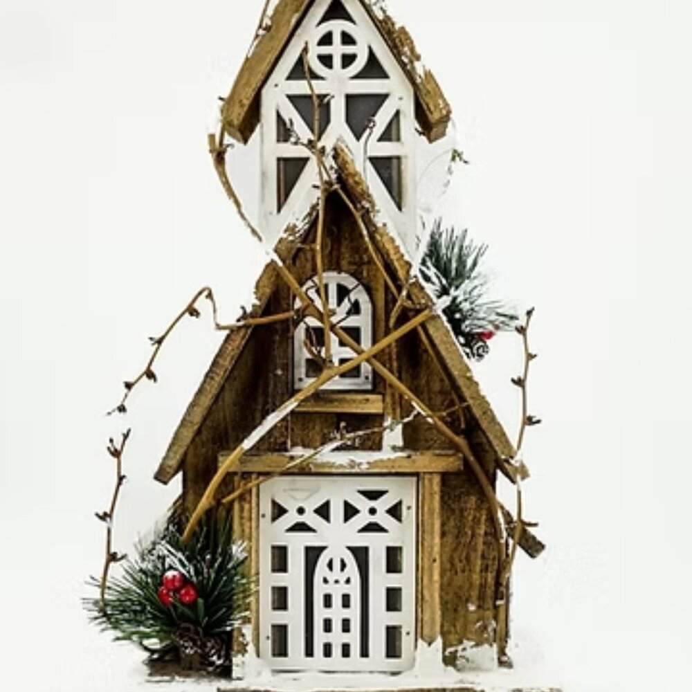 WOODEN HOUSE 17IN